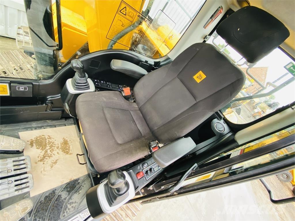 JCB JS131LC+ 大型油圧ショベル12t以上（パワーショベル・ユンボ）