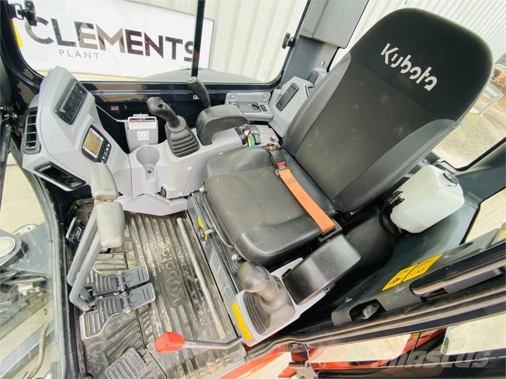 Kubota KX037-4 ミニ油圧ショベル 7t以下（ミニユンボ・ミニディガー）