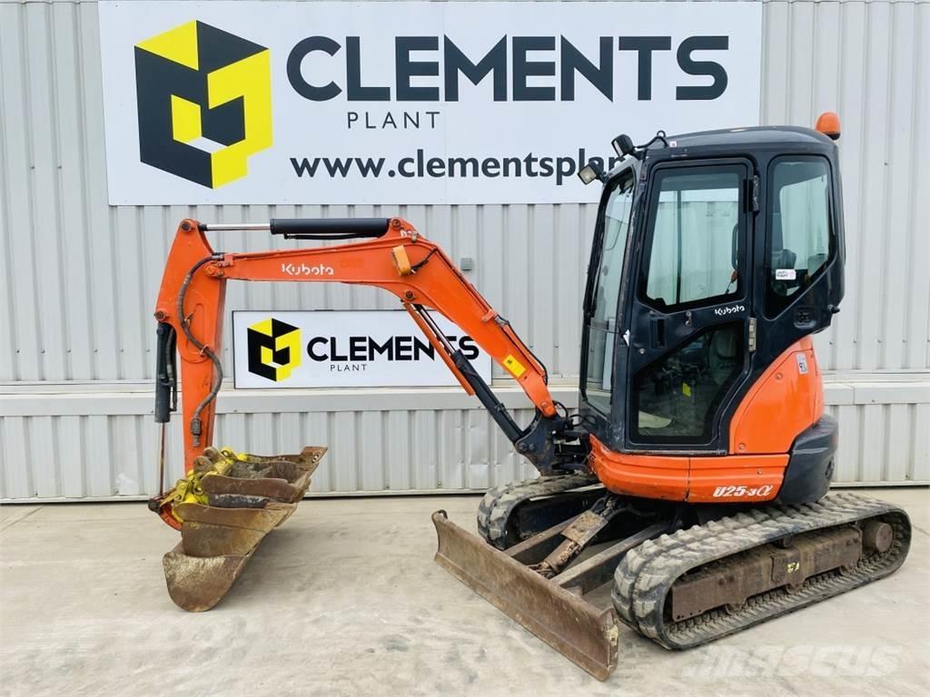Kubota U25-3EU ミニ油圧ショベル 7t以下（ミニユンボ・ミニディガー）