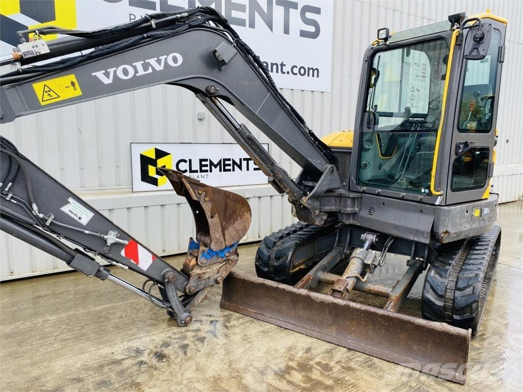 Volvo ECR58D 中型油圧ショベル 7ｔ-12ｔ（ユンボ・パワーショベル・バックホー）