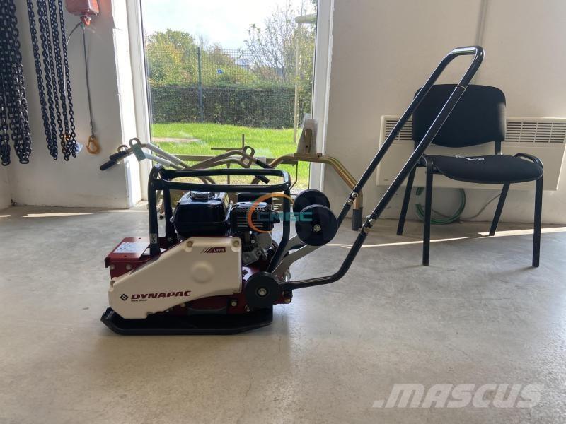 Dynapac DFP8 プレートコンパクター