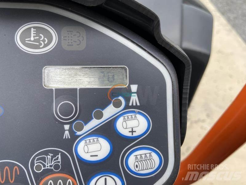 Hamm HD 12 VV ソイルコンパクター