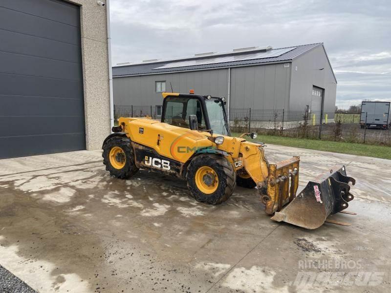 JCB 525.60 テレスコーピックハンドラー