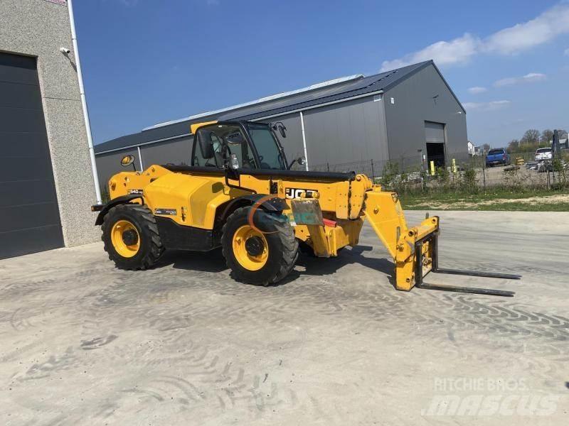 JCB 540-140 テレスコーピックハンドラー