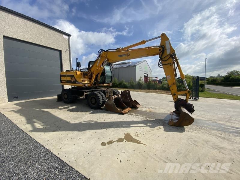 JCB JS145W ホイール式油圧ショベル（パワーショベル・ユンボ・バックホー）