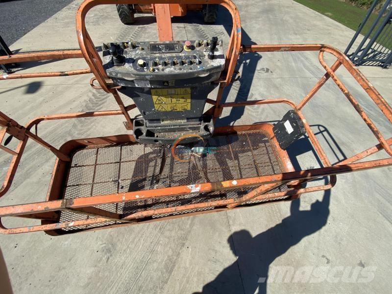 JLG 1250AJP ブームリフト　屈伸型