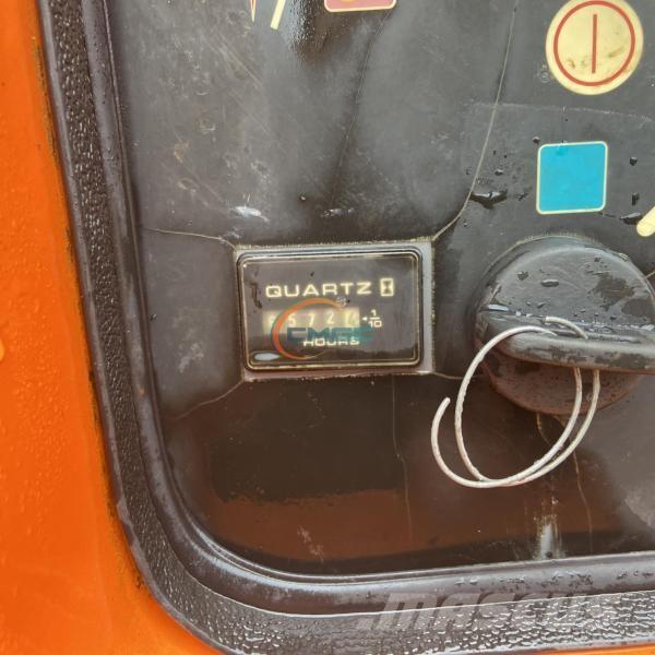 JLG 860SJ ブームリフト　屈伸型