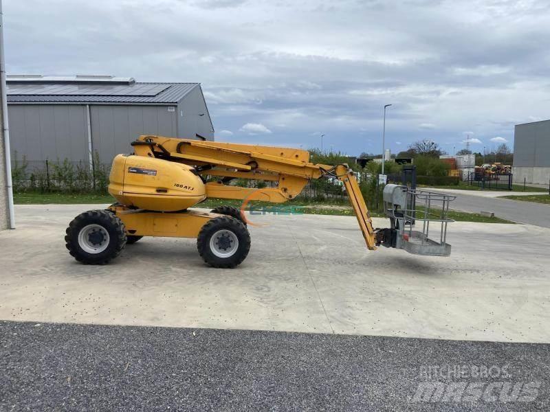 Manitou 160 ATJ ブームリフト　屈伸型