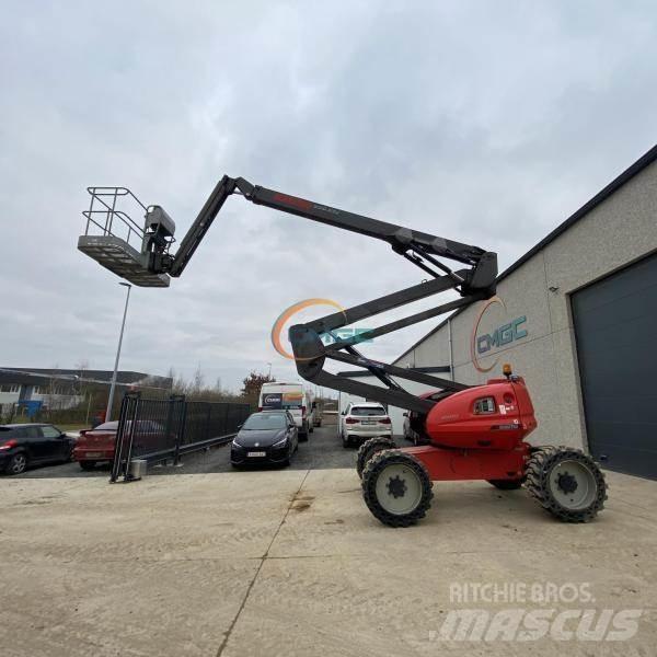 Manitou 200 ATJ ブームリフト　屈伸型