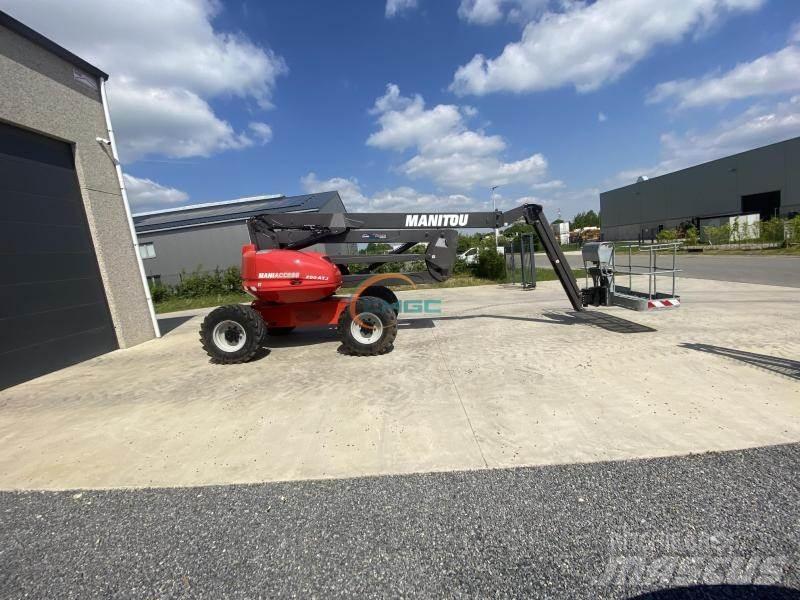 Manitou 200 ATJ ブームリフト　屈伸型