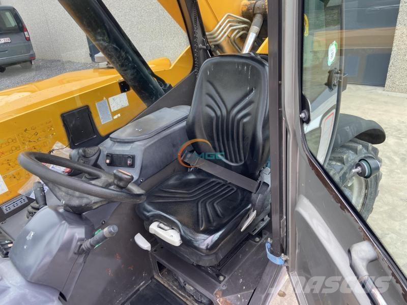 Manitou MT625 テレスコーピックハンドラー
