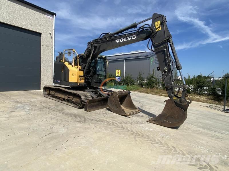 Volvo EC45 ホイール式油圧ショベル（パワーショベル・ユンボ・バックホー）
