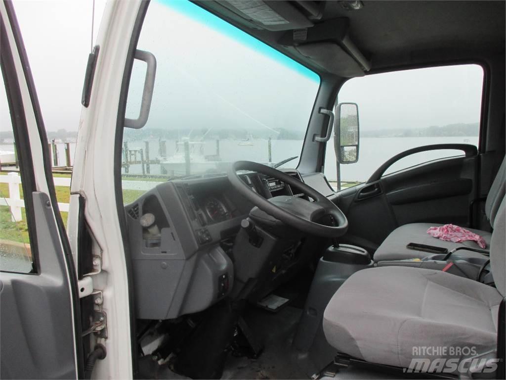 Isuzu NQR ダンプ