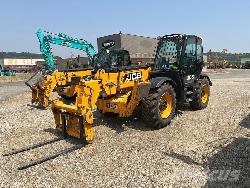 JCB 540-140 テレスコーピックハンドラー
