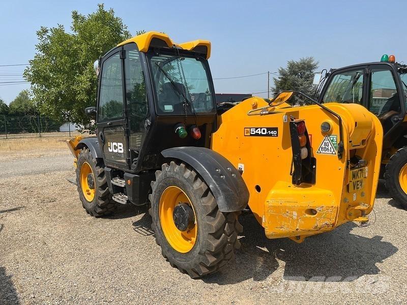 JCB 540-140 テレスコーピックハンドラー