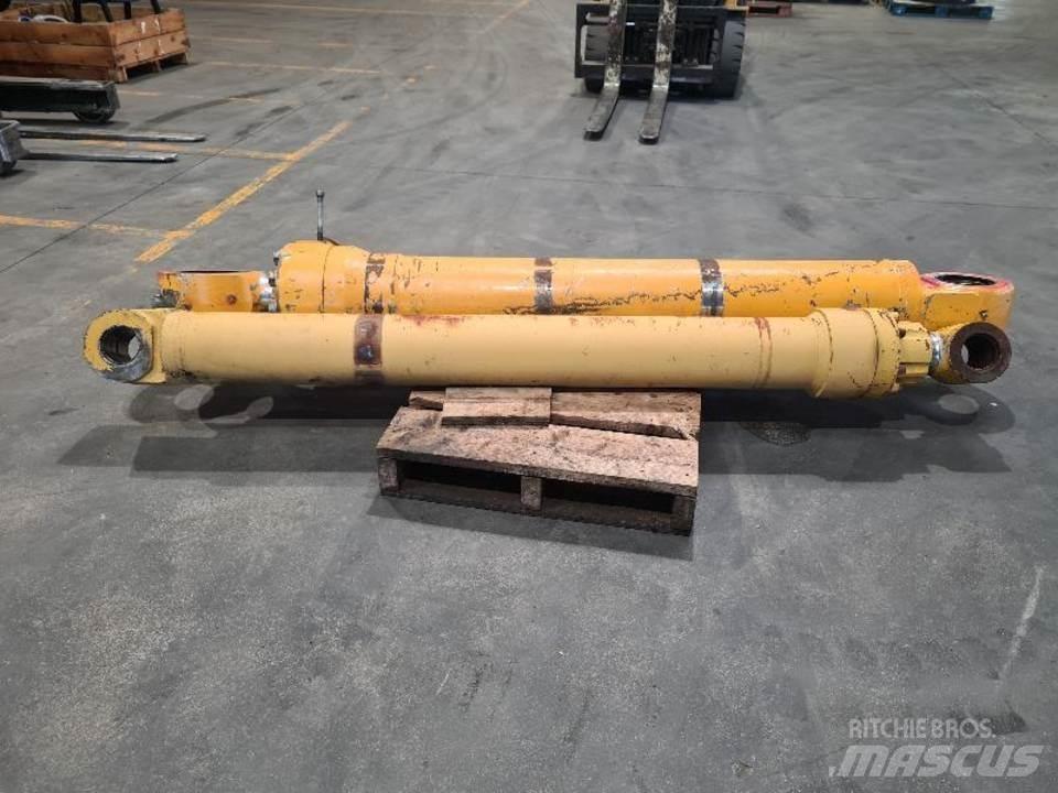 CAT 330L 油圧機