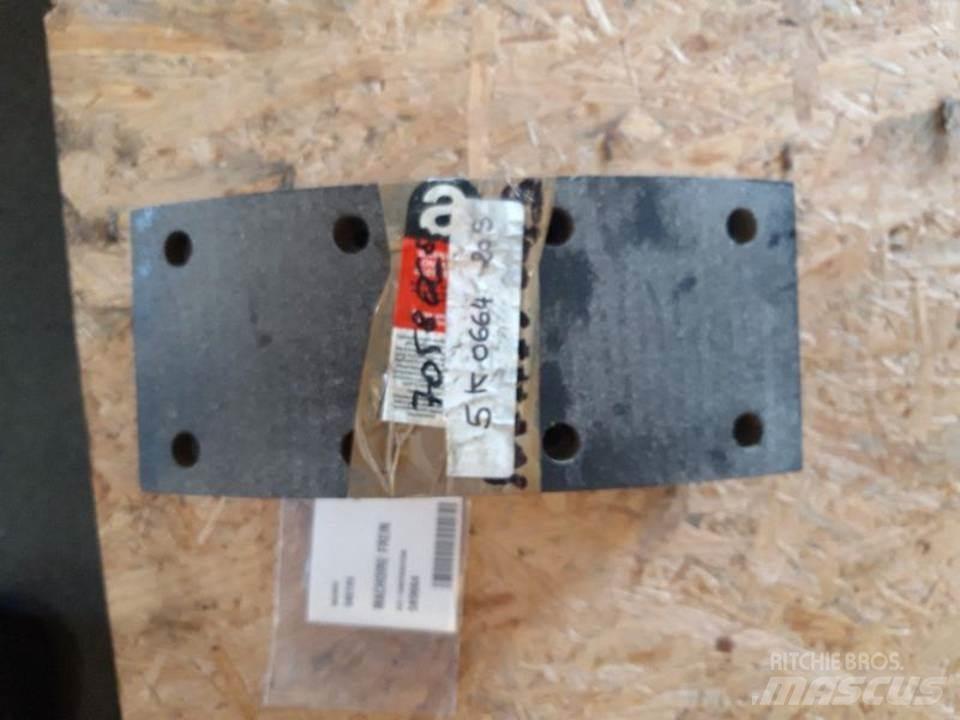 CAT 966C 無限軌道、クローラ、履帯