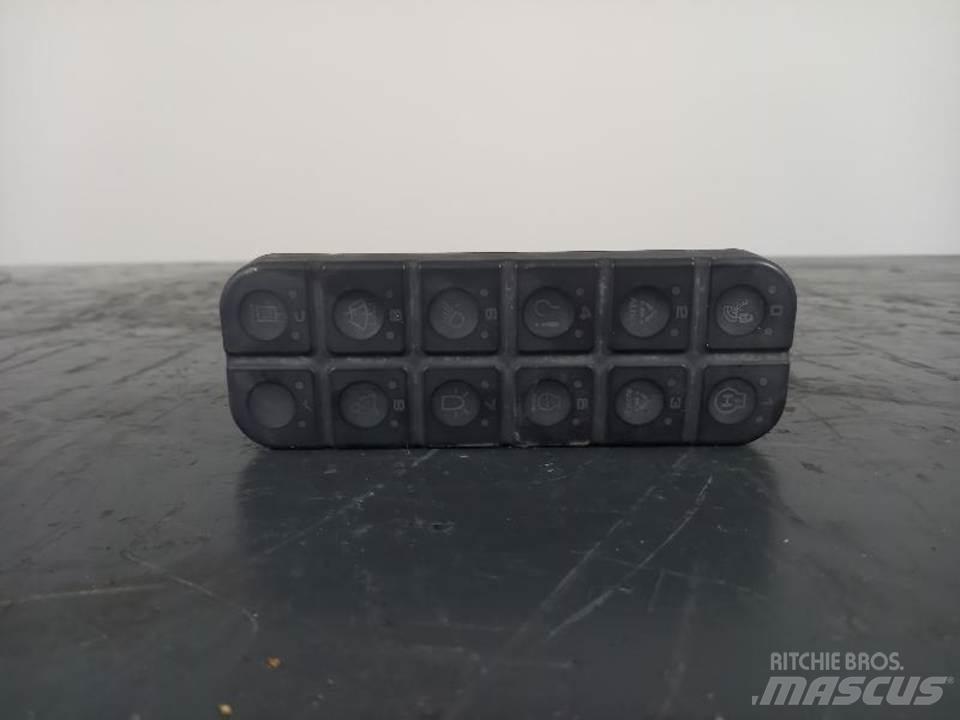 JCB 51R-1 キャビン及び内装