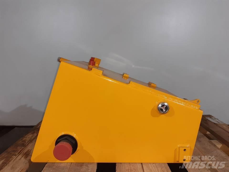 JCB 8060 キャビン及び内装