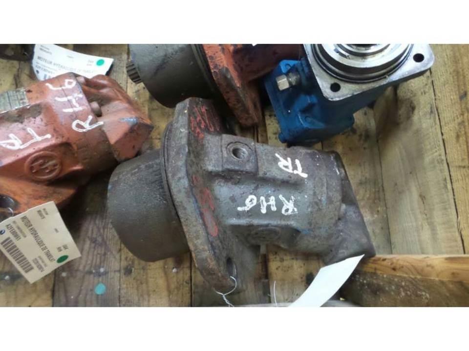 O&K RH6 油圧機
