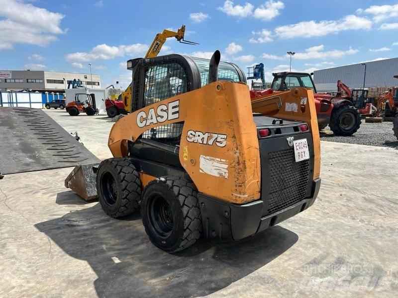 CASE SR175 ミニローダー