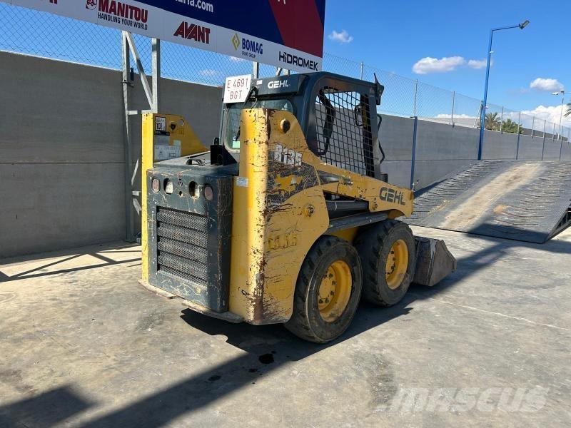 Gehl SR135 ミニローダー