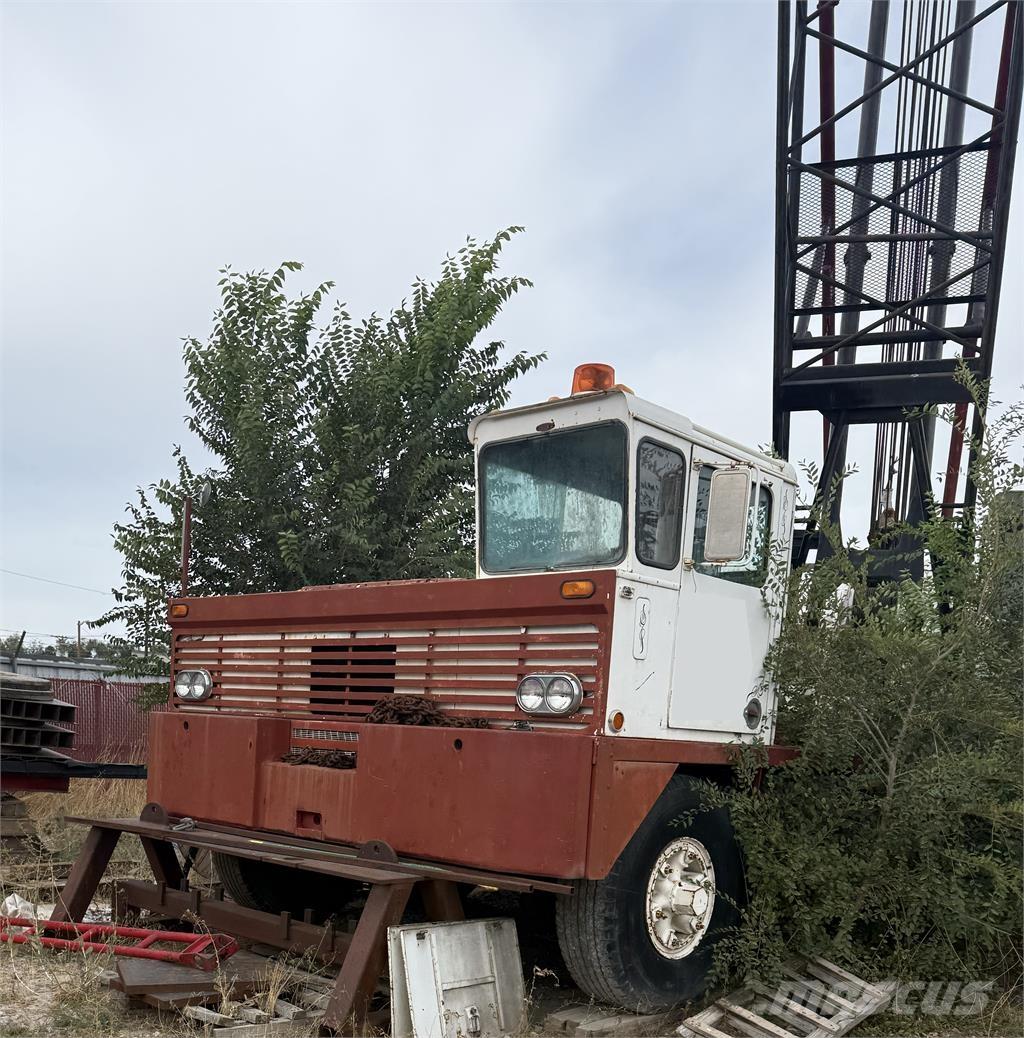 Link-Belt HC-138A オールテレーンクレーン