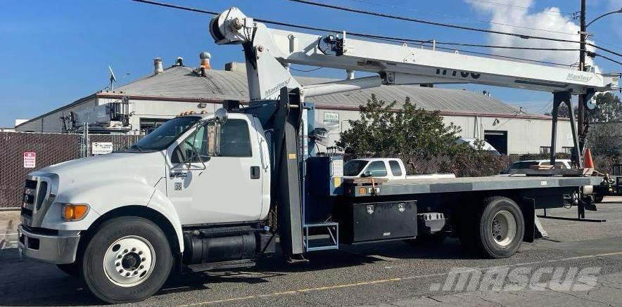 Manitex 1770 C クレーントラック、ユニック車
