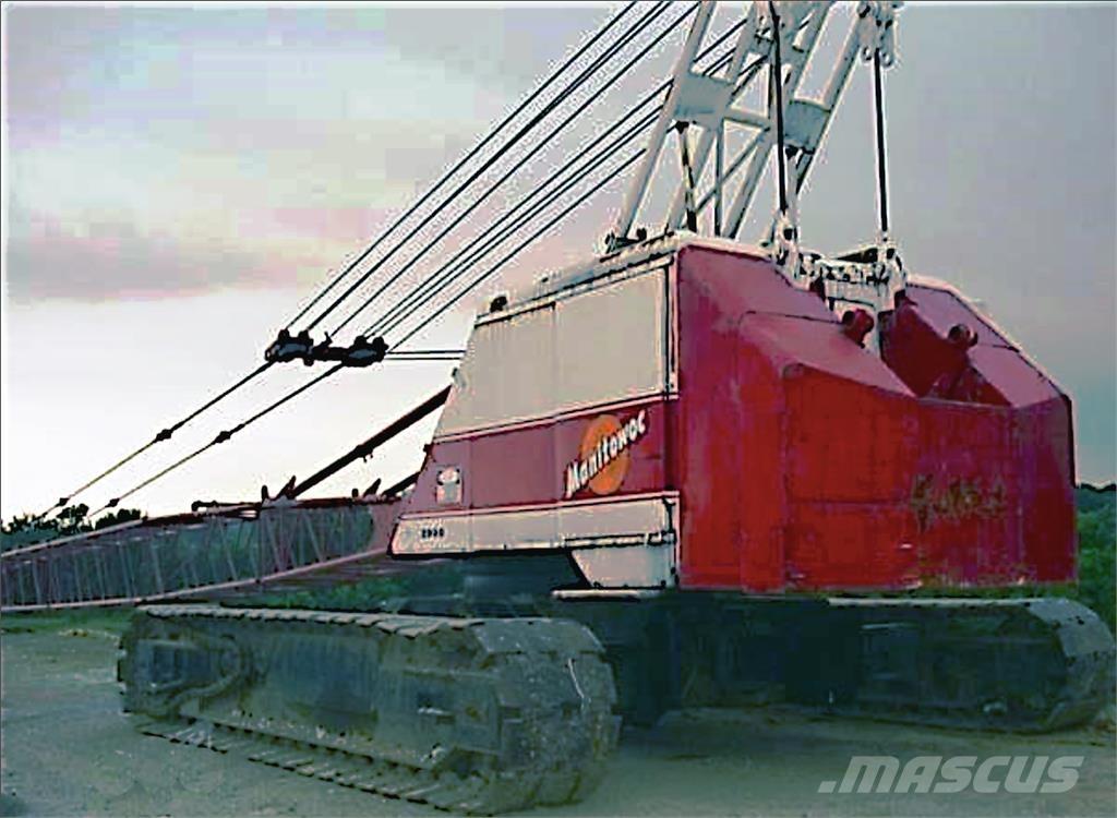 Manitowoc 2900WC クローラクレーン