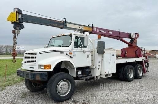 Terex BT 2047 クレーントラック、ユニック車