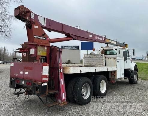 Terex BT 2047 クレーントラック、ユニック車