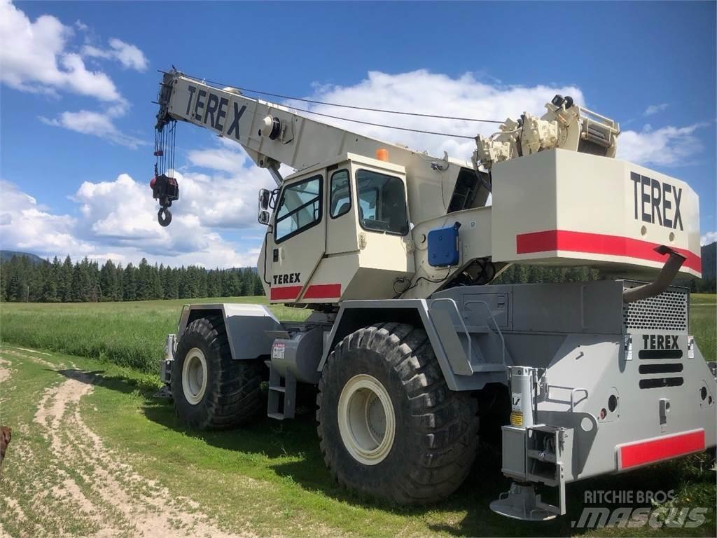 Terex RT 450 ラフテレーンクレーン