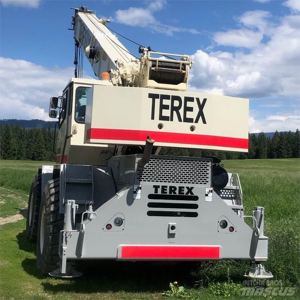 Terex RT 450 ラフテレーンクレーン