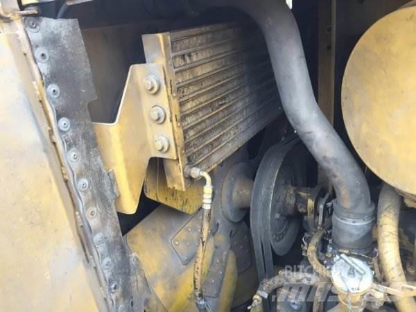 CAT D6H LGP II ブルドーザー