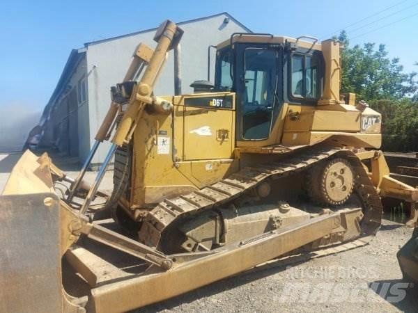 CAT D6T XL ブルドーザー