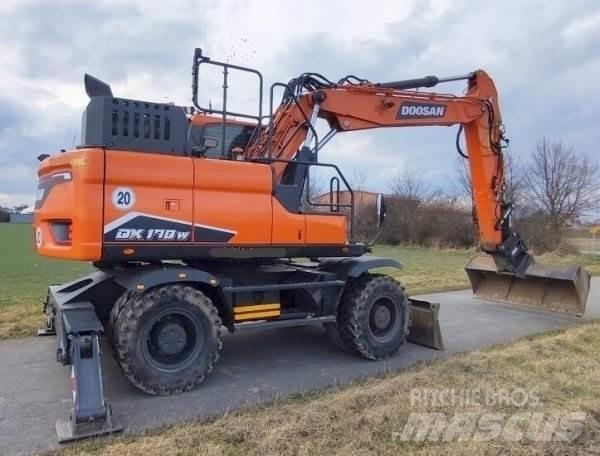 Doosan DX 170 W-7 ホイール式油圧ショベル（パワーショベル・ユンボ・バックホー）