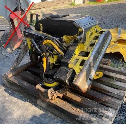 John Deere H 412 フェラーバンチャー
