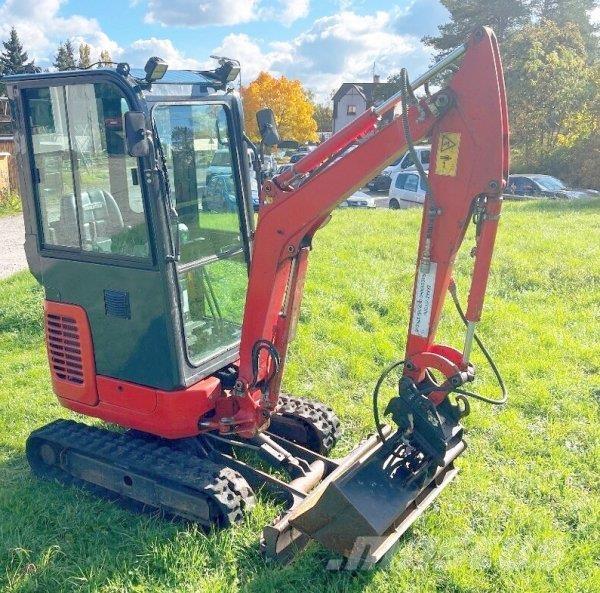 Komatsu PC 16 R-3HS ミニ油圧ショベル 7t以下（ミニユンボ・ミニディガー）