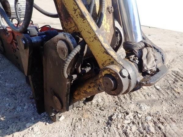 Komatsu PC 210-6K 大型油圧ショベル12t以上（パワーショベル・ユンボ）