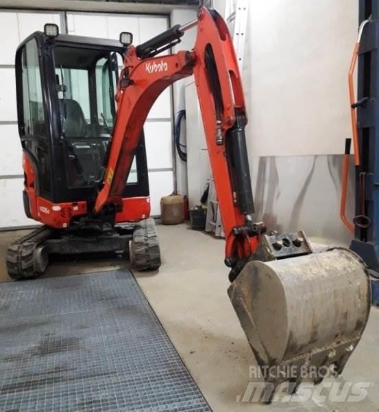 Kubota KX 019-4 ミニ油圧ショベル 7t以下（ミニユンボ・ミニディガー）