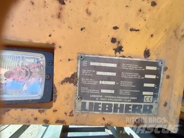 Liebherr A310 B ホイール式油圧ショベル（パワーショベル・ユンボ・バックホー）