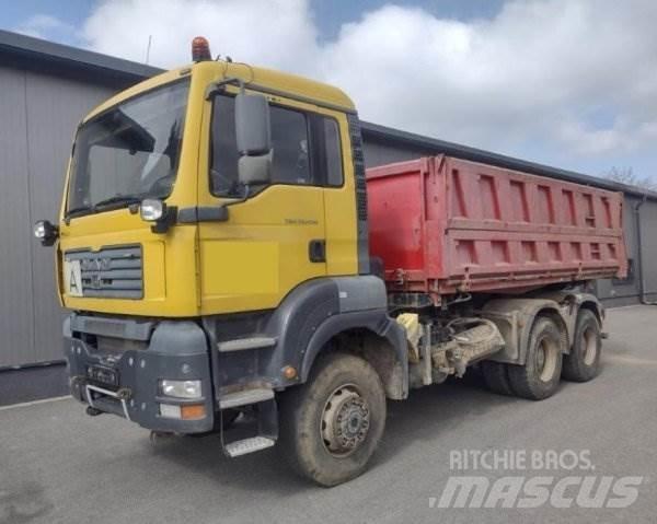 MAN TGA 33.433 FDAK ダンプ