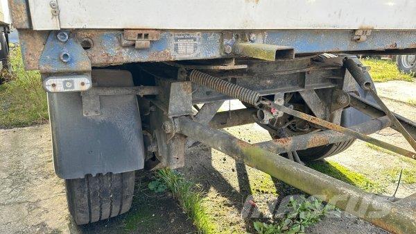 Panav PV 18 OK フラットベッド／ドロップサイドトレーラー