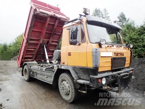 Tatra T815 (8V motor) ダンプ