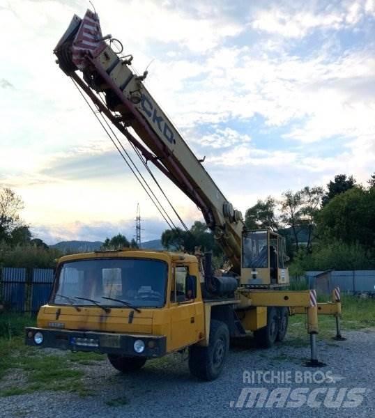 Tatra T815 +ČKD AD 28 クレーントラック、ユニック車