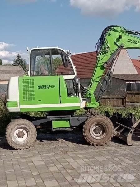Wacker Neuson 6502 WD ホイール式油圧ショベル（パワーショベル・ユンボ・バックホー）