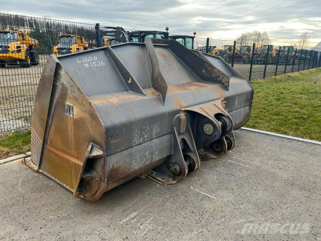 Volvo L 260 H ホイールローダー・タイヤショベル