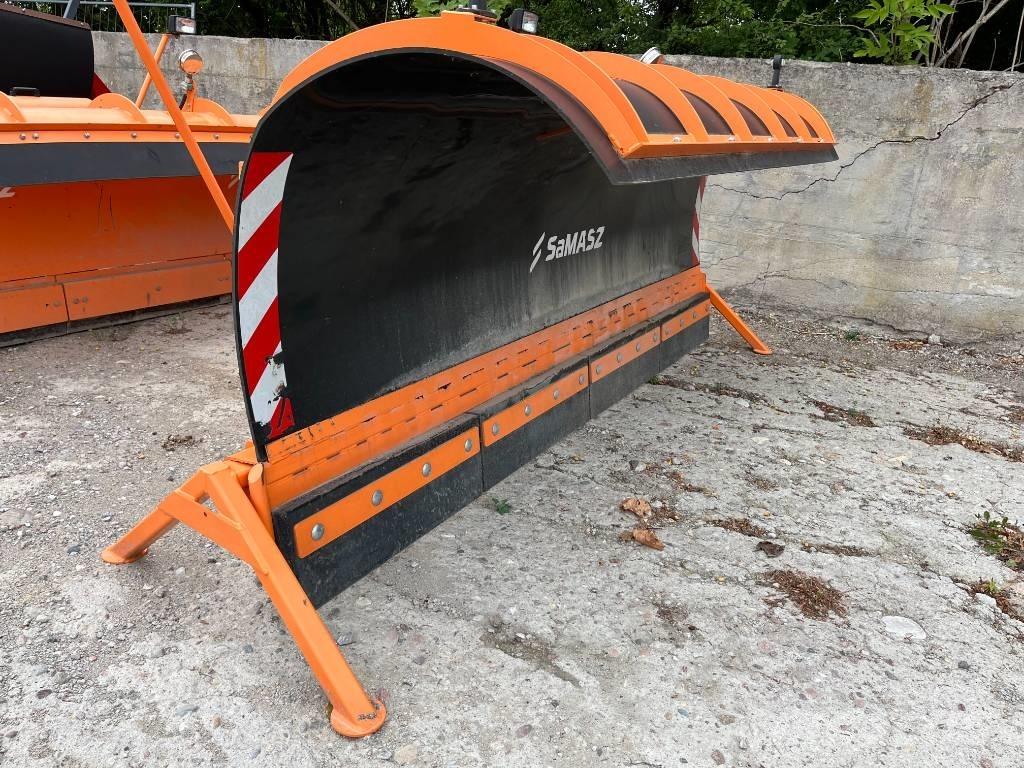 Samasz Polis 300H 路面清掃機