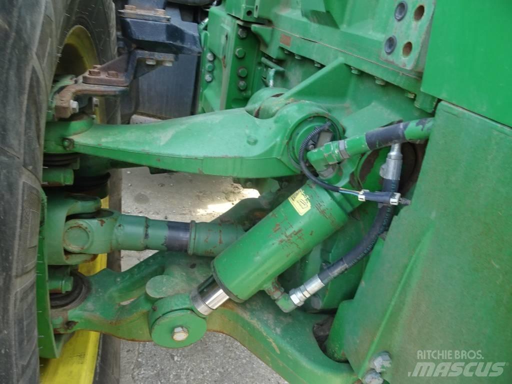 John Deere 8430 トラクター