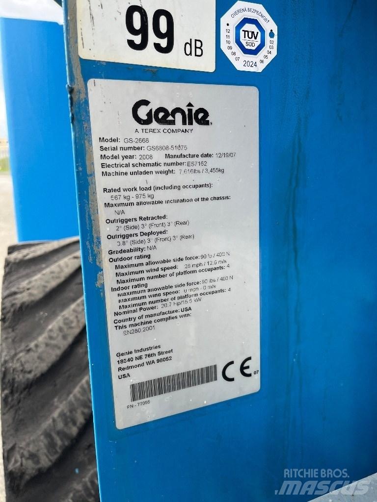 Genie GS 2668 RT シザースリフト